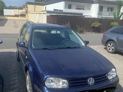 Blau Gebraucht 2000 VW Golf IV Comfortline Kombi | 1.999 € (Teuer)