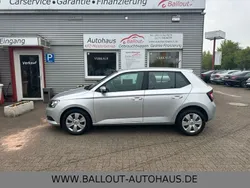 Silber Gebraucht 2016 Skoda Fabia Cool Edition Kleinwagen | 8.450 € (Fairer Preis)
