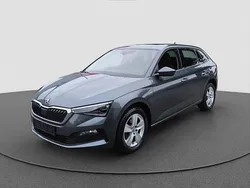 Quarzgrau Gebraucht 2020 Skoda Scala Style Kleinwagen | 20.540 € (Guter Preis)
