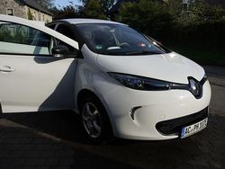Weiß Gebraucht 2018 Renault Zoe Life Kleinwagen | 9.777 €