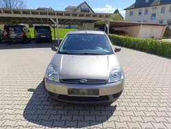 Grau Gebraucht 2004 Ford Fiesta Kleinwagen | 1.999 € (Fairer Preis)