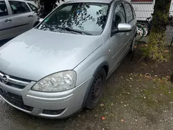 Silber Gebraucht 2005 Opel Corsa Kleinwagen | 599 € (Guter Preis)