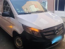 Weiß Gebraucht 2018 Mercedes Vito Van / Kleinbus | 16.500 € (Teuer)