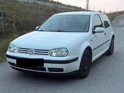 Weiß Gebraucht 1998 VW Golf IV Coupé | 1.500 € (Fairer Preis)