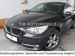 Grau Gebraucht 2011 BMW 530 Performance Limousine | 9.990 € (Guter Preis)