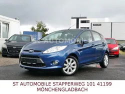 Blau Gebraucht 2009 Ford Fiesta Kleinwagen | 2.790 € (Guter Preis)