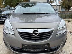 Braun Gebraucht 2010 Opel Meriva Edition Van / Kleinbus | 3.999 € (Guter Preis)