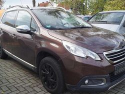 Braun makaha/metallic Gebraucht 2014 Peugeot 2008 Allure SUV | 7.999 € (Guter Preis)