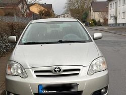 Grau Gebraucht 2006 Toyota Corolla Limousine | 5.000 € (Etwas zu teuer)