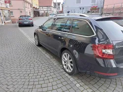 Schwarz Gebraucht 2018 Skoda Octavia Style Kombi | 14.850 € (Fairer Preis)
