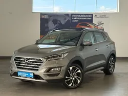Grau Gebraucht 2019 Hyundai Tucson Premium SUV | 21.490 € (Fairer Preis)