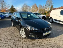 Schwarz Gebraucht 2021 Opel Astra Kombi | 15.750 € (Fairer Preis)