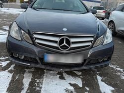 Grau Gebraucht 2010 Mercedes E350 Coupé | 4.800 € (Superpreis)