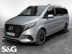 Hightechsilber metallic Gebraucht 2024 Mercedes V300 Avantgarde Van / Kleinbus | 79.999 €