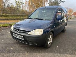 Blau Gebraucht 2010 Opel Combo Business Van / Kleinbus | 2.800 € (Fairer Preis)