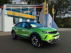Lackierung matcha green/typ au Gebraucht 2024 Opel Mokka SUV | 21.655 € (Fairer Preis)