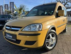 Gelb Gebraucht 2006 Opel Combo Sport Limousine | 3.999 € (Teuer)