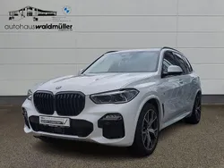 Weiß Gebraucht 2021 BMW X5 M Sport SUV | 57.900 € (Etwas zu teuer)