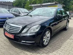 Obsidianschwarz metalliclack Gebraucht 2012 Mercedes E200 Limousine | 11.499 € (Superpreis)