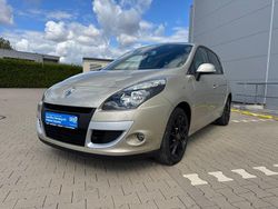 Gold Gebraucht 2011 Renault Scénic III Luxe Van / Kleinbus | 5.999 € (Fairer Preis)