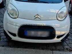 Weiß Gebraucht 2009 Citroën C1 Kleinwagen | 1.000 €