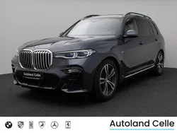 Arktikgrau brillanteffektc27braun Gebraucht 2021 BMW X7 M Sport SUV | 67.499 € (Fairer Preis)