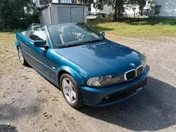 Blau Gebraucht 2002 BMW 318 Cabriolet Cabrio | 4.444 € (Fairer Preis)