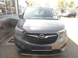 Grau Gebraucht 2020 Opel Combo Life Edition Van / Kleinbus | 16.990 € (Guter Preis)
