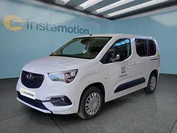 Weiß Gebraucht 2022 Opel Combo Van / Kleinbus | 22.549 € (Teuer)