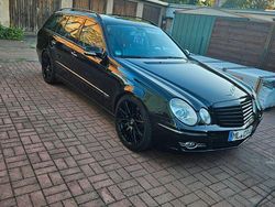 Schwarz Gebraucht 2006 Mercedes E350 Avantgarde Limousine | 7.777 € (Fairer Preis)