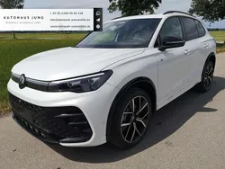 Oryx weiß perleffekt Neu 2025 VW Tiguan R-line SUV | 56.340 € (Fairer Preis)
