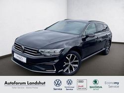Schwarz deep black perleffekt Gebraucht 2021 VW Passat GTE Kombi | 22.780 € (Guter Preis)