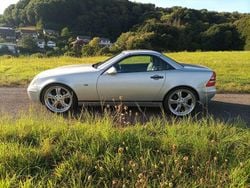 Silber Gebraucht 1997 Mercedes SLK200 Cabrio | 2.950 € (Etwas zu teuer)