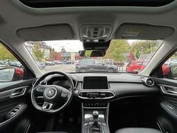 Rot Gebraucht 2023 MG HS Luxury SUV | 18.800 €