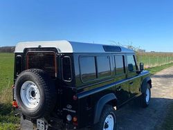 Schwarz Gebraucht 2015 Land Rover Defender Kombi | 36.900 € (Superpreis)