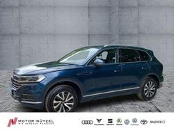 Aquamarinblau metallic Gebraucht 2021 VW Touareg Elegance SUV | 42.750 € (Guter Preis)