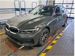Dravitgrau metallic Gebraucht 2022 BMW 320e Advantage Kombi | 22.497 € (Guter Preis)