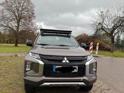 Braun Gebraucht 2021 Mitsubishi L200 Abholung | 28.000 €