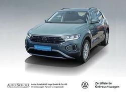 Blau Gebraucht 2024 VW T-Roc Life SUV | 22.700 € (Guter Preis)