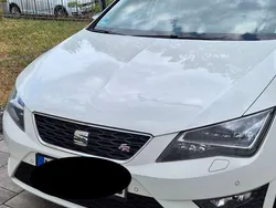 Weiß Gebraucht 2016 Seat Leon FR Limousine | 17.700 € (Etwas zu teuer)
