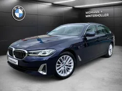 Blau Gebraucht 2021 BMW 540 Luxury Line Kombi | 43.780 € (Fairer Preis)