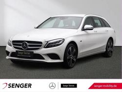 Weiß Gebraucht 2020 Mercedes C300e Avantgarde Kombi | 26.740 € (Fairer Preis)