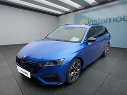Blau Gebraucht 2022 Skoda Octavia RS Kombi | 32.649 € (Fairer Preis)