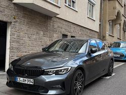 Grau Gebraucht 2019 BMW 318 Limousine | 24.000 € (Teuer)
