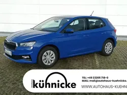 Blau Gebraucht 2023 Skoda Fabia Ambition Limousine | 18.690 € (Fairer Preis)