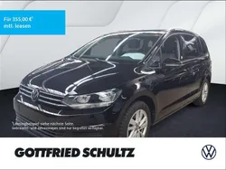 Deep black perleffekt Gebraucht 2024 VW Touran Comfortline Van / Kleinbus | 33.990 € (Fairer Preis)