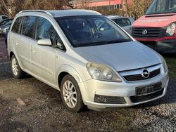 Silber Gebraucht 2006 Opel Zafira Edition Van / Kleinbus | 1.199 € (Fairer Preis)