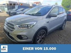 Metallic Gebraucht 2019 Ford Kuga Titanium SUV | 14.810 € (Guter Preis)