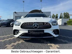 Weiß Gebraucht 2022 Mercedes E220 AMG line Limousine | 44.900 € (Etwas zu teuer)