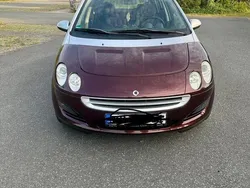 Rot Gebraucht 2006 Smart ForFour Kleinwagen | 2.600 € (Etwas zu teuer)